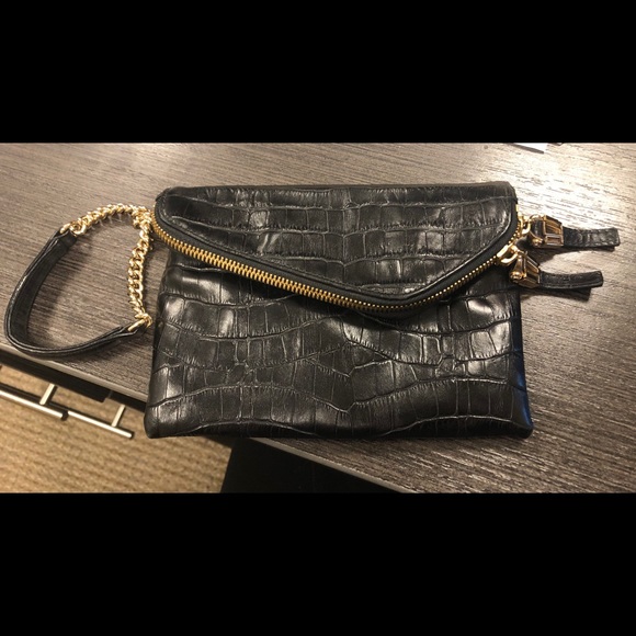 henri bendel Handbags - Henri Bendel Clutch